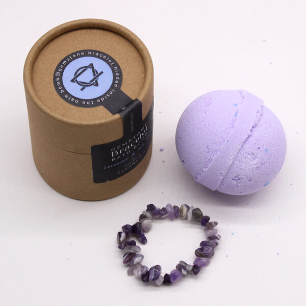 Bath bomb with an amethyst bracelet - Image 3